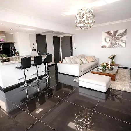 Les Pamiers Apartamento Vallauris